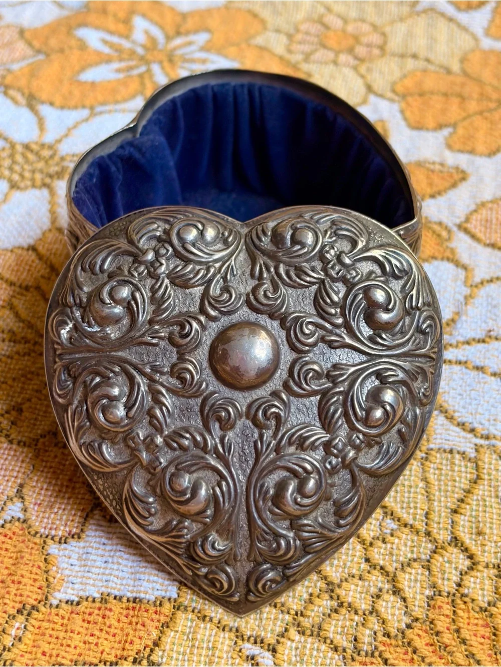 🧿✨ Vintage 1980s Silver Heart Trinket Box ✨🧿